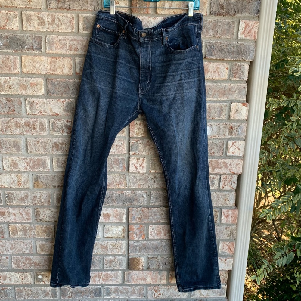 Levi’s 505 blue jeans